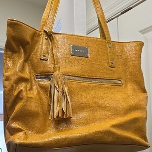 Nine West Good Condition Stylish Yellow Tote Bag..Man Made Material